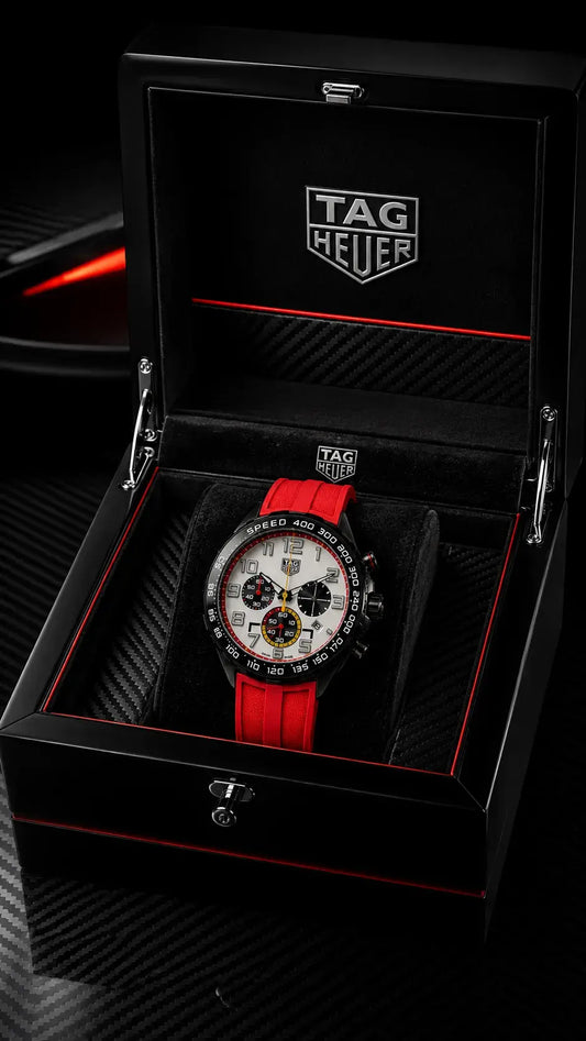 TAG Heuer Formula 1 Chronograph - Red
