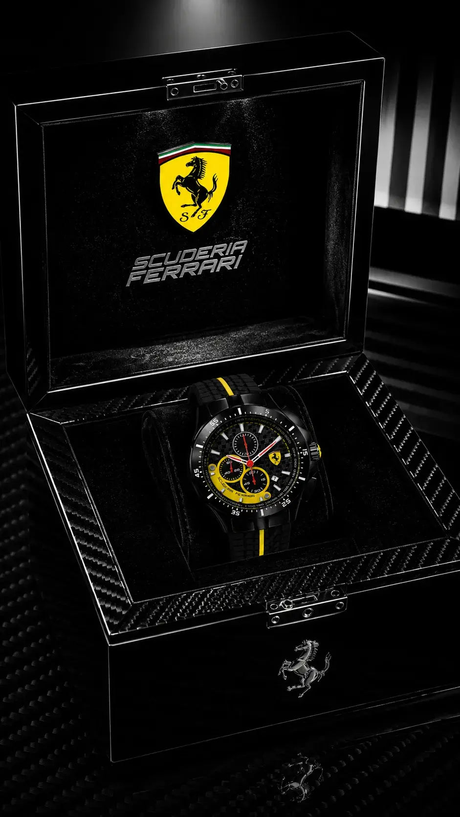 Scuderia Ferrari Corsa Chronograph Tachymeter Watch - Black / Yellow