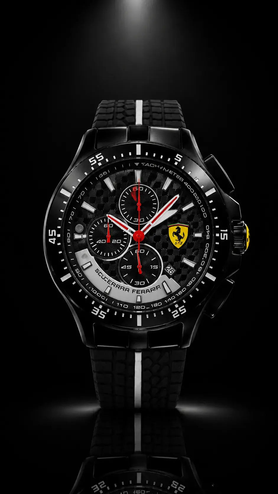 Scuderia Ferrari Corsa Chronograph Tachymeter Watch - Black / White