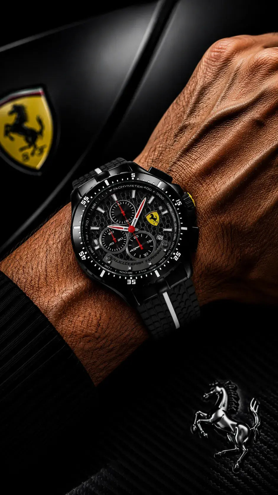 Scuderia Ferrari Corsa Chronograph Tachymeter Watch - Black / White