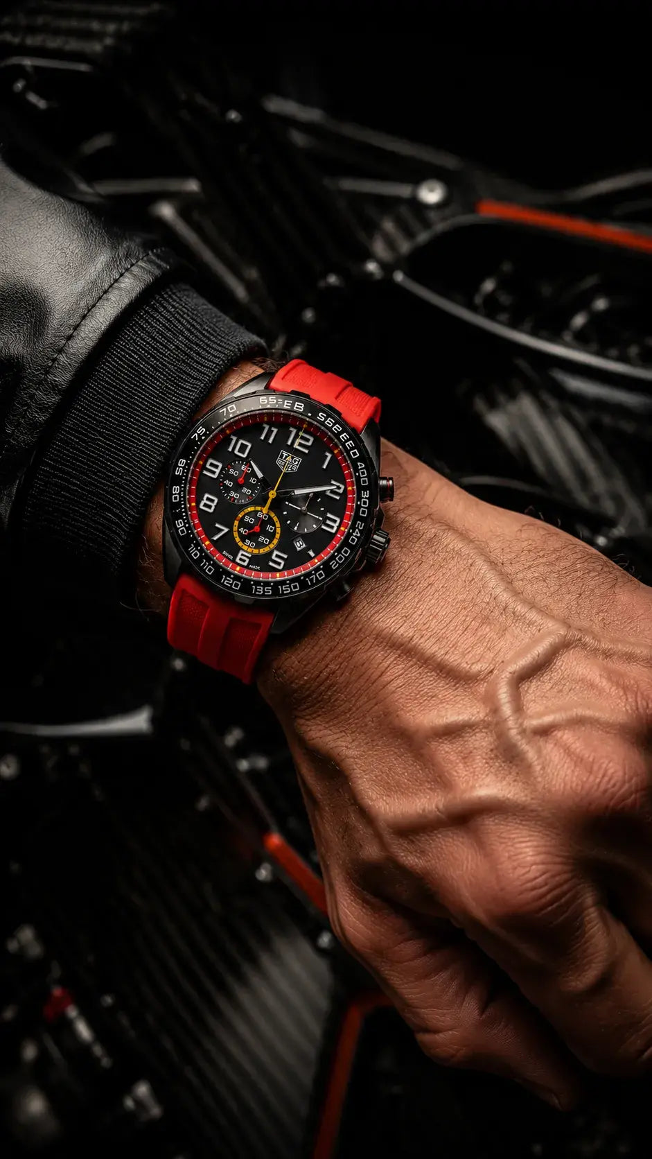 TAG Heuer Formula 1 Chronograph - Green/Red