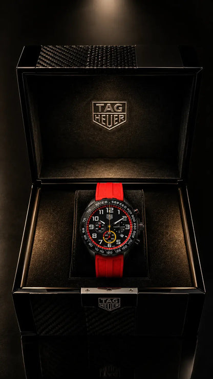 TAG Heuer Formula 1 Chronograph - Green/Red